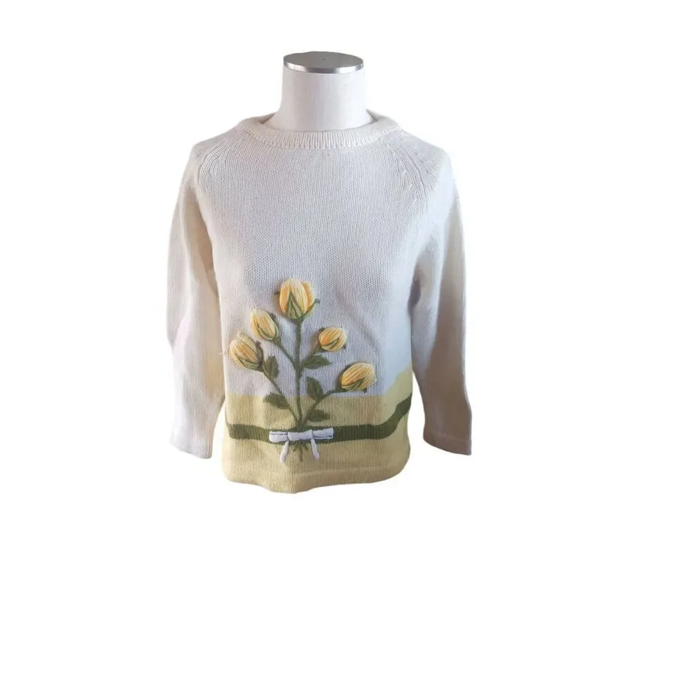 Vintage wool 3d floral tulip sweater small